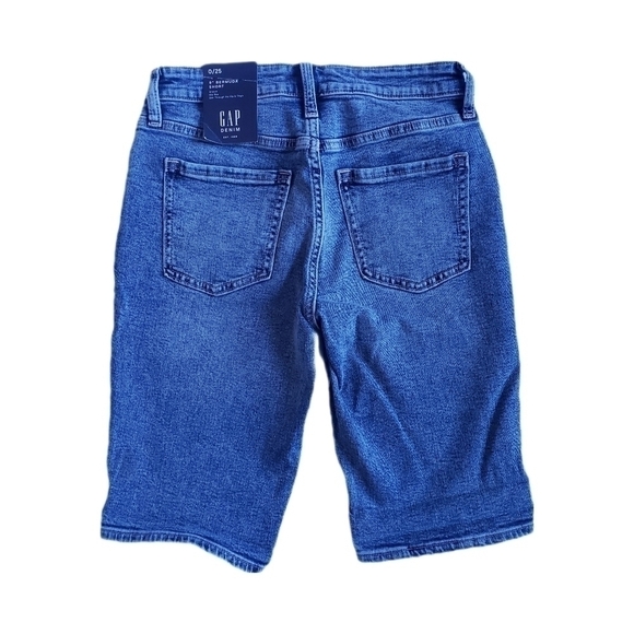 GAP Womans 9" Bermuda Short Size 25 - Picture 2 of 7
